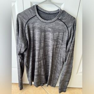 Lululemon Metal Vent Tech Long Sleeve Shirt